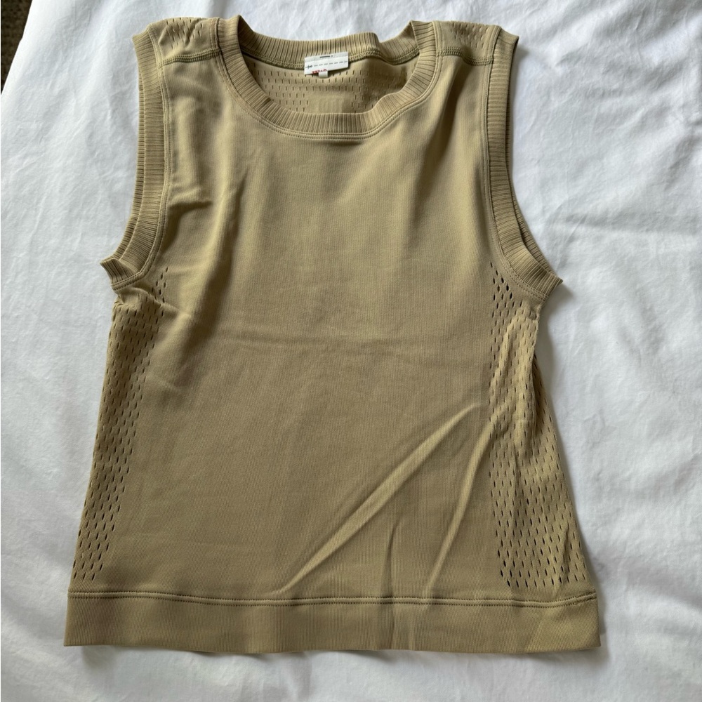 Wilson Women's Core Midtown Skirt - Safari size small, NWT. SET